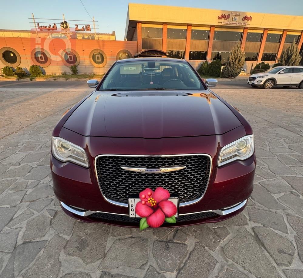 کرایسلەر 300